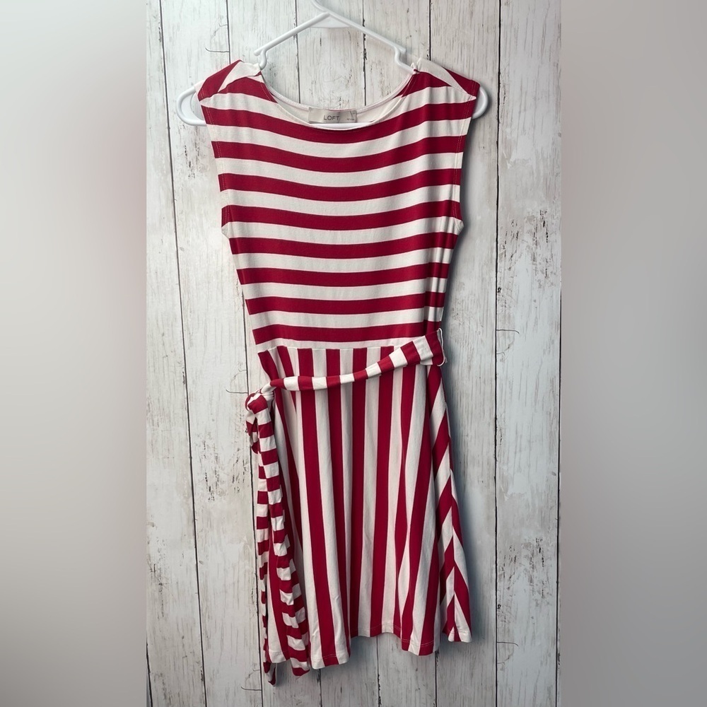 LOFT Red and White Striped Top size 0 - Picture 9 of 10
